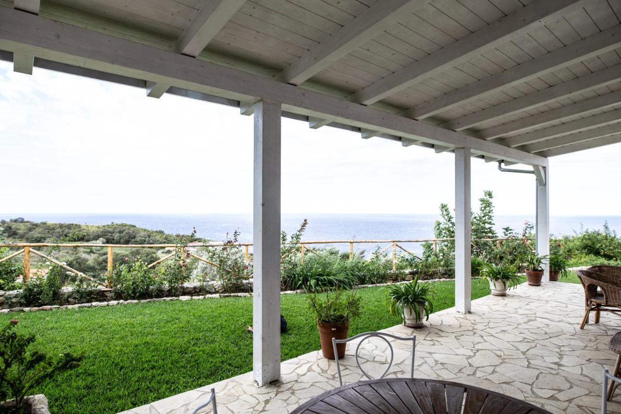 Borgo Rosso Di Sera Resort San Lucido Ngoại thất bức ảnh